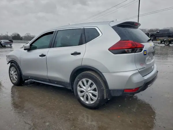 5N1AT2MT0JC710197 2018 NISSAN ROGUE - Image 2