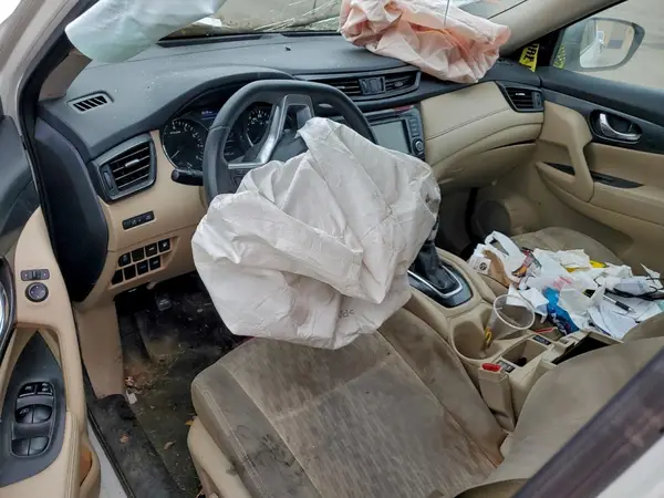 5N1AT2MT0JC714444 2018 NISSAN ROGUE - Image 8