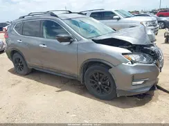 5N1AT2MT0JC727016 2018 NISSAN ROGUE