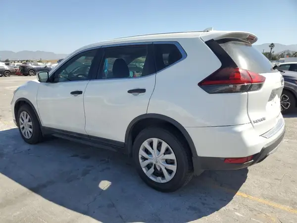 5N1AT2MT0JC731356 2018 NISSAN ROGUE - Image 2