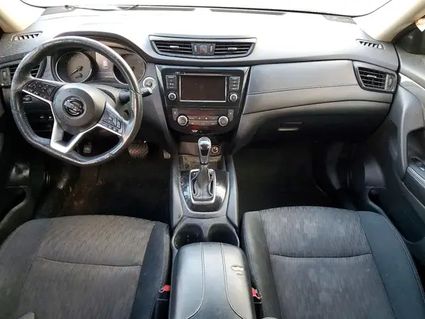 5N1AT2MT0JC733267 2018 NISSAN ROGUE - Image 8