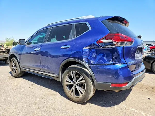 5N1AT2MT0JC739778 2018 NISSAN ROGUE - Image 2
