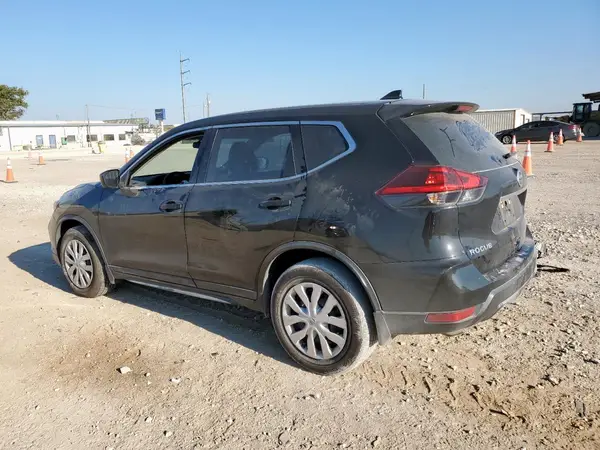 5N1AT2MT0JC758363 2018 NISSAN ROGUE - Image 2