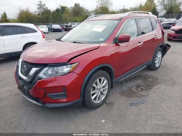 5N1AT2MT0JC760212 2018 NISSAN ROGUE - Image 2