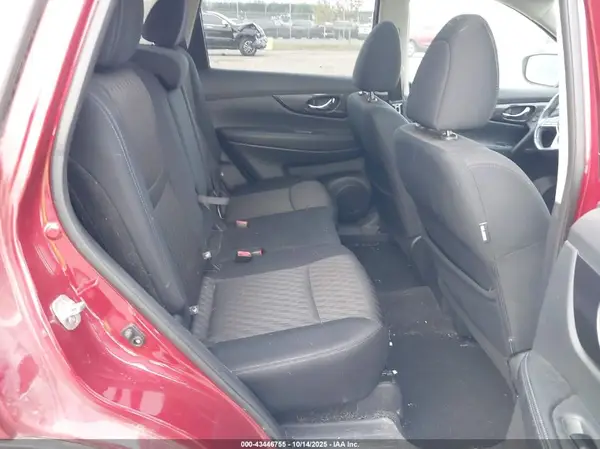 5N1AT2MT0JC760212 2018 NISSAN ROGUE - Image 8