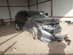 5N1AT2MT0JC762767 2018 NISSAN ROGUE