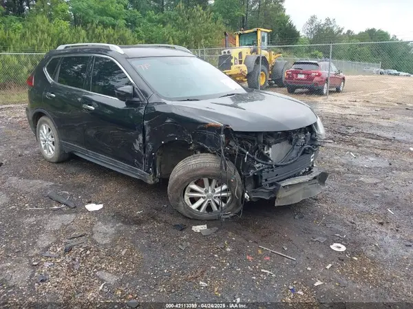 5N1AT2MT0JC763823 2018 NISSAN ROGUE - Image 1
