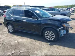 5N1AT2MT0JC767323 2018 NISSAN ROGUE