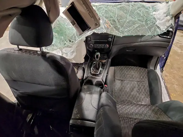 5N1AT2MT0JC767354 2018 NISSAN ROGUE - Image 8