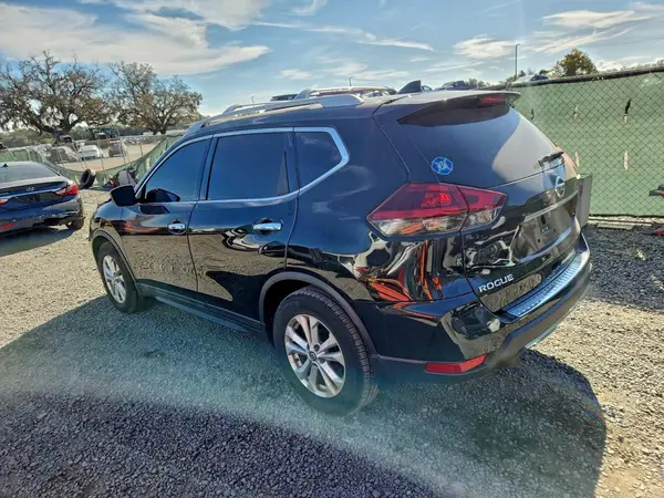 5N1AT2MT0JC770304 2018 NISSAN ROGUE - Image 2