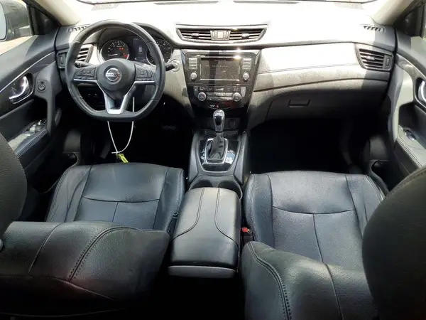 5N1AT2MT0JC775258 2018 NISSAN ROGUE - Image 8
