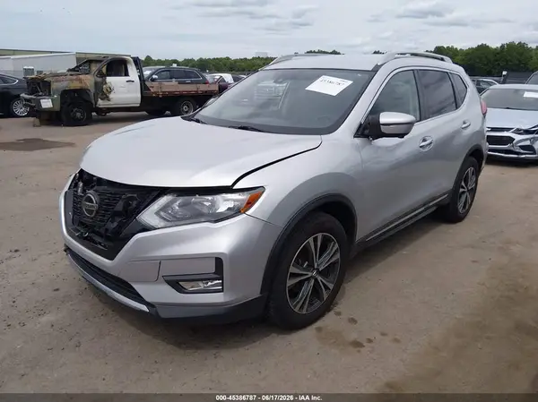 5N1AT2MT0JC778306 2018 NISSAN ROGUE - Image 2
