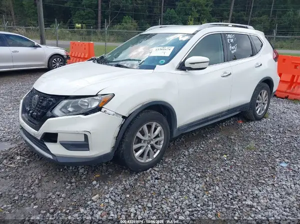 5N1AT2MT0JC791802 2018 NISSAN ROGUE - Image 2