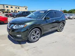 5N1AT2MT0JC797972 2018 NISSAN ROGUE