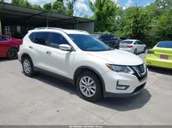 5N1AT2MT0JC801972 2018 NISSAN ROGUE