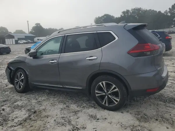 5N1AT2MT0JC802796 2018 NISSAN ROGUE - Image 2