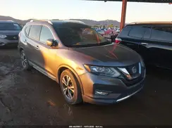 5N1AT2MT0JC810137 2018 NISSAN ROGUE