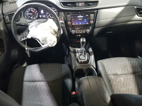 5N1AT2MT0JC810641 2018 NISSAN ROGUE - Image 8