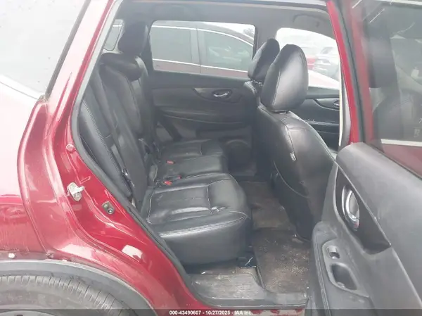 5N1AT2MT0JC820148 2018 NISSAN ROGUE - Image 8