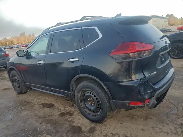 5N1AT2MT0JC820392 2018 NISSAN ROGUE - Image 2