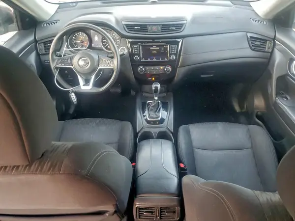 5N1AT2MT0JC820392 2018 NISSAN ROGUE - Image 8