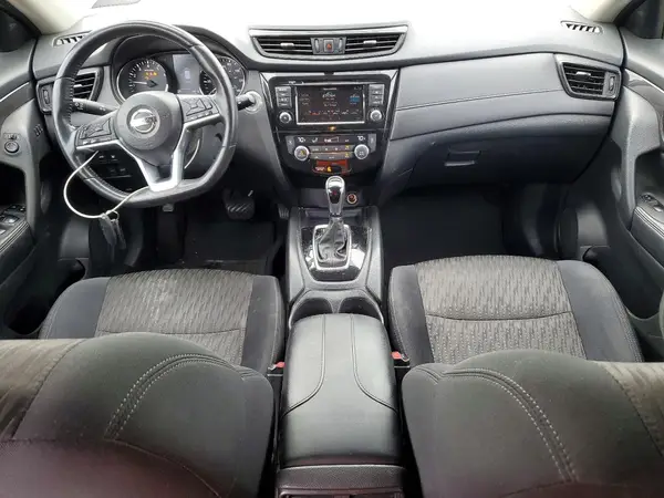 5N1AT2MT0JC823583 2018 NISSAN ROGUE - Image 8