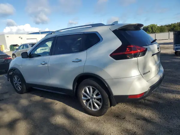 5N1AT2MT0JC825401 2018 NISSAN ROGUE - Image 2