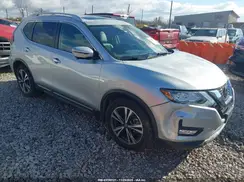 5N1AT2MT0JC828847 2018 NISSAN ROGUE