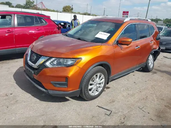 5N1AT2MT0JC839475 2018 NISSAN ROGUE - Image 2