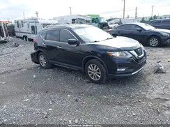 5N1AT2MT0JC845812 2018 NISSAN ROGUE