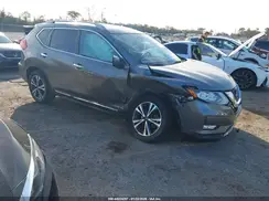 5N1AT2MT0JC852663 2018 NISSAN ROGUE