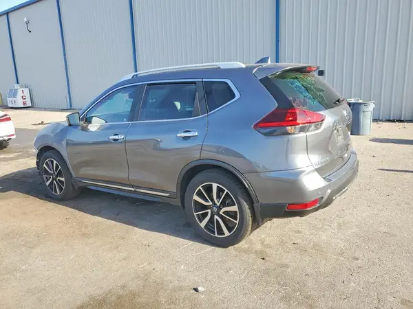 5N1AT2MT0KC706975 2019 NISSAN ROGUE - Image 2
