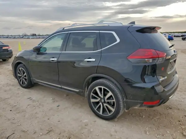 5N1AT2MT0KC708726 2019 NISSAN ROGUE - Image 2