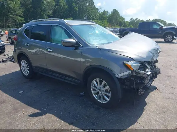 5N1AT2MT0KC717670 2019 NISSAN ROGUE - Image 1
