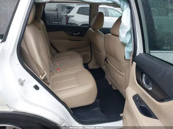 5N1AT2MT0KC717863 2019 NISSAN ROGUE - Image 8