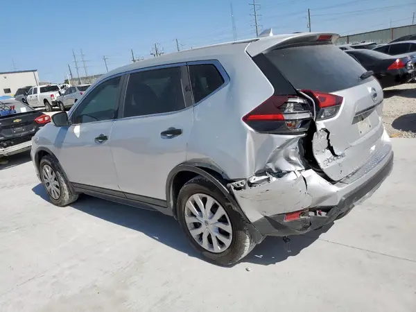 5N1AT2MT0KC746795 2019 NISSAN ROGUE - Image 2