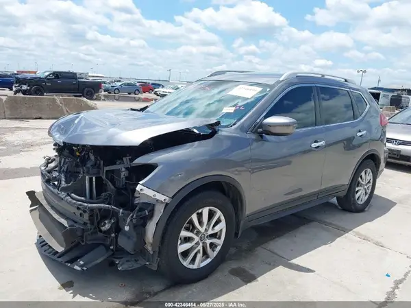 5N1AT2MT0KC748191 2019 NISSAN ROGUE - Image 2