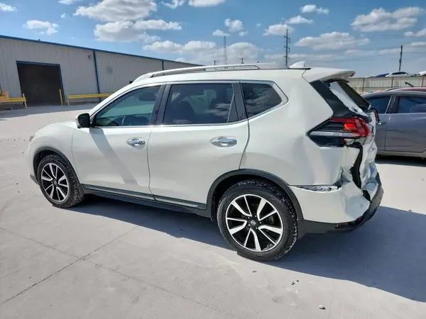 5N1AT2MT0KC756470 2019 NISSAN ROGUE - Image 2