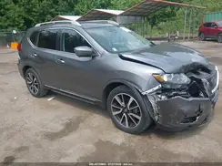 5N1AT2MT0KC758395 2019 NISSAN ROGUE