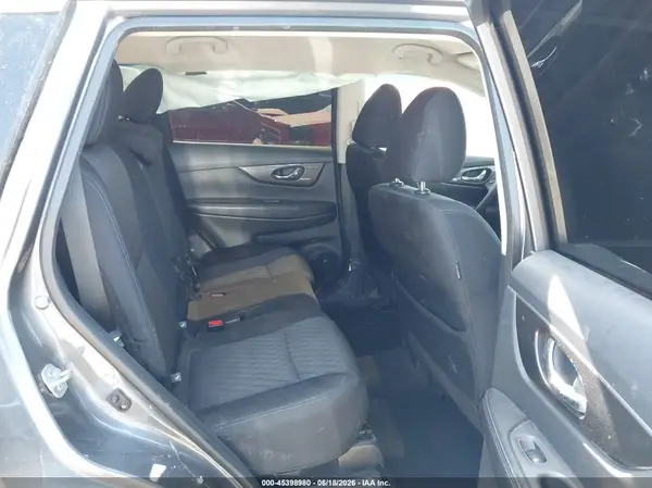 5N1AT2MT0KC760938 2019 NISSAN ROGUE - Image 8