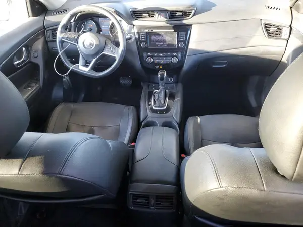 5N1AT2MT0KC780865 2019 NISSAN ROGUE - Image 8