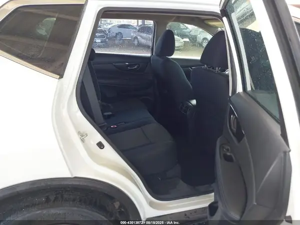 5N1AT2MT0KC783572 2019 NISSAN ROGUE - Image 8