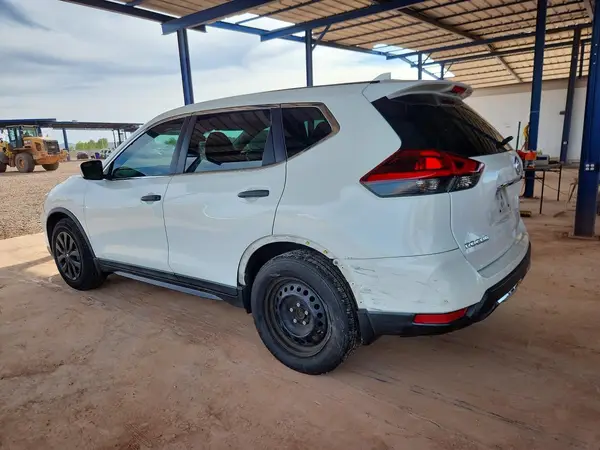 5N1AT2MT0KC786357 2019 NISSAN ROGUE - Image 2