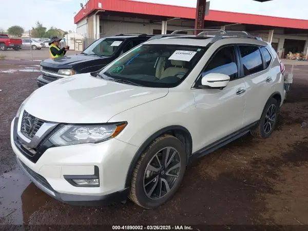 5N1AT2MT0KC791106 2019 NISSAN ROGUE - Image 2