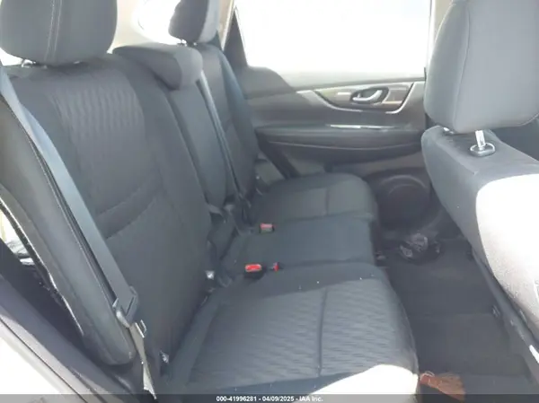 5N1AT2MT0KC791249 2019 NISSAN ROGUE - Image 8