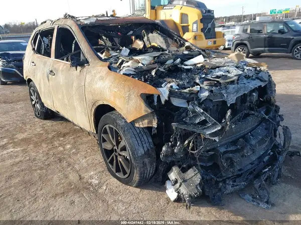 5N1AT2MT0KC794054 2019 NISSAN ROGUE - Image 1