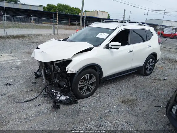 5N1AT2MT0KC795169 2019 NISSAN ROGUE - Image 2