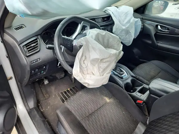 5N1AT2MT0KC800791 2019 NISSAN ROGUE - Image 8