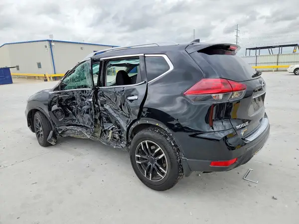 5N1AT2MT0KC820619 2019 NISSAN ROGUE - Image 2