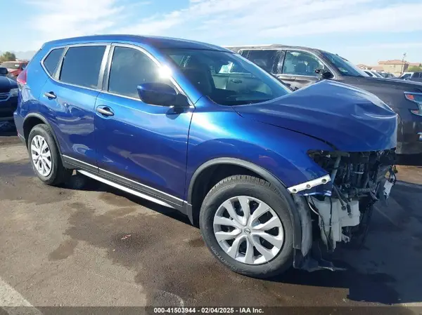 5N1AT2MT0KC832155 2019 NISSAN ROGUE - Image 1